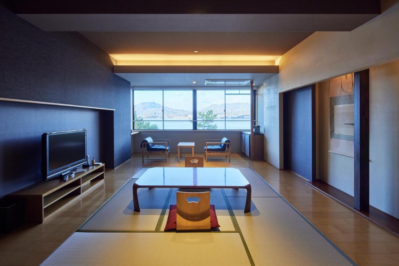 Itsukushima Iroha Hotell Hatsukaichi Eksteriør bilde